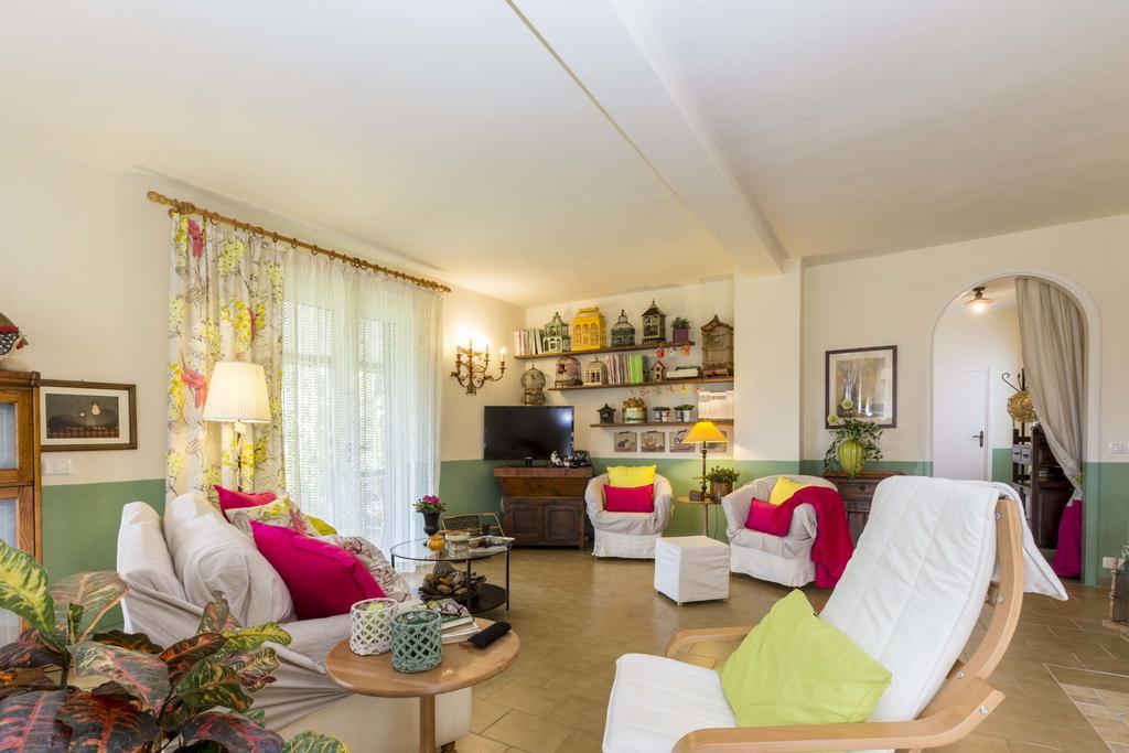 Villa Monserrato - Goelba Porto Azzurro Dış mekan fotoğraf