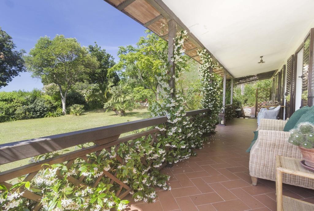 Villa Monserrato - Goelba Porto Azzurro Dış mekan fotoğraf